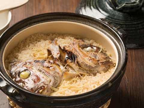 【春といえば鯛！】脂乗り抜群で甘味が強い！多彩な料理でブランド真鯛を堪能♪＜３枚おろし・食べ比べ＞