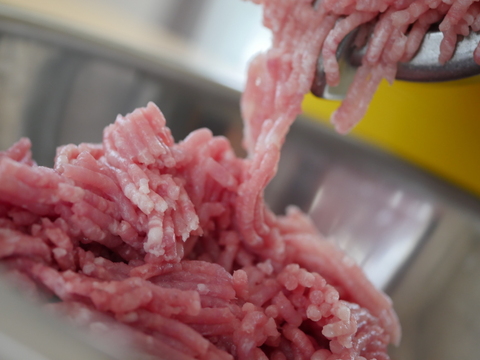 【冷凍】デュロック純粋種100％のウデモモ挽肉350g×2