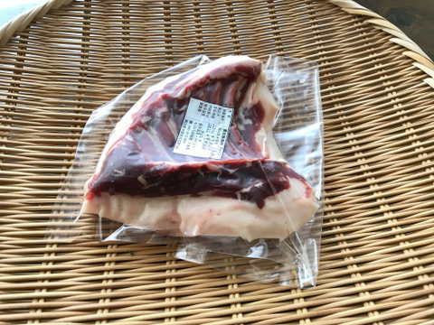 希少！💕「アナグマ肉【アバラ（骨付き）】460g」ブロック
フレンチで人気のジビエ！
