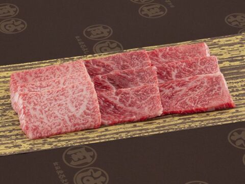 霜降り多めの柔らか食感を焼肉で！松阪牛焼肉（肩ロース）500ｇ