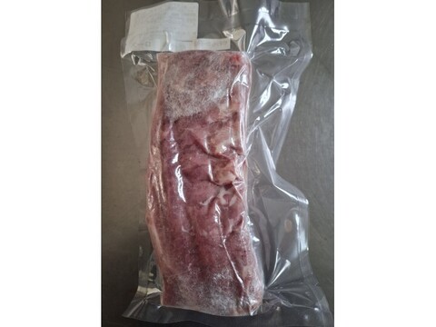 ジビエ　やわらか仔イノシシ【皮付き】ロース　ブロック 　410g