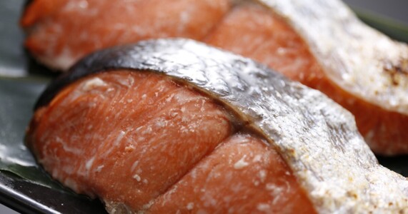 冷凍魚をおいしく焼く方法：解凍から下処理まで徹底解説