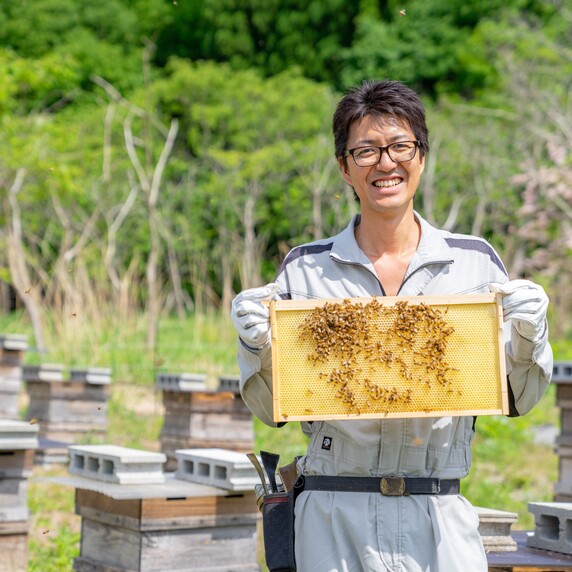 BUZZ BEE HONEY
