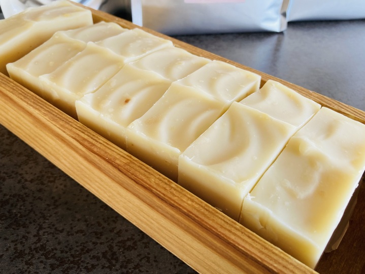 🍑レア桃🍑ワッサー（約2kg/8-11玉入り）夏ギフト・贈答用に